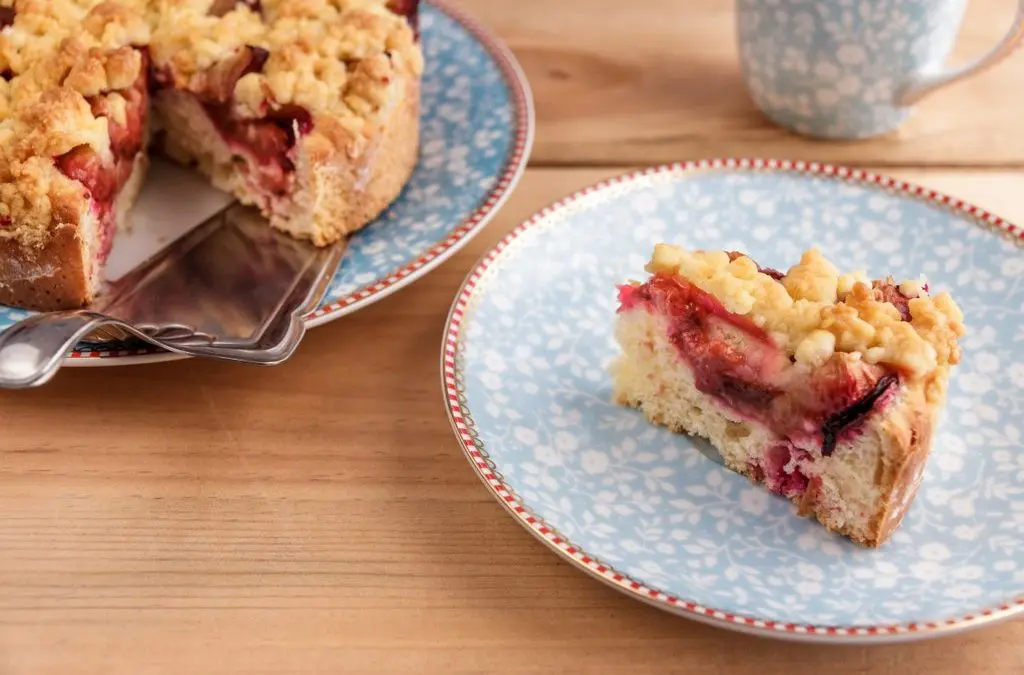 Strawberry Rhubarb Cake