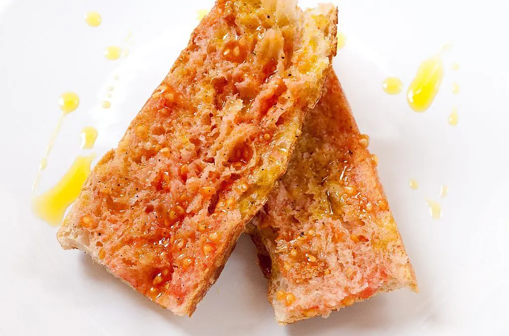 Pan Con Tomate (Spanish Tomato Toast)