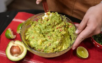 Peachy Jalapeno Guacamole