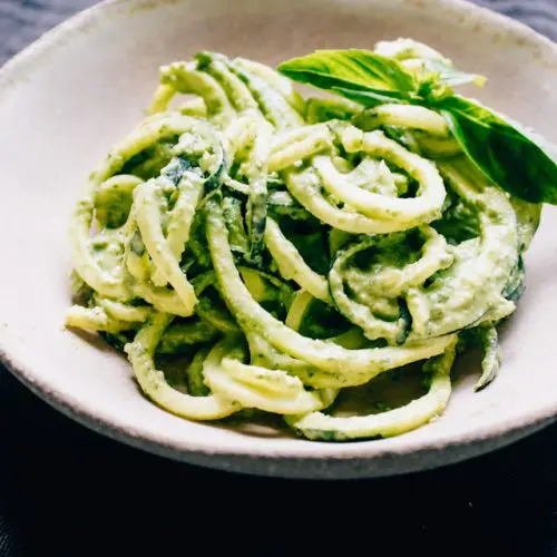 Photo of pesto pasta from Clara Farras from Unsplash