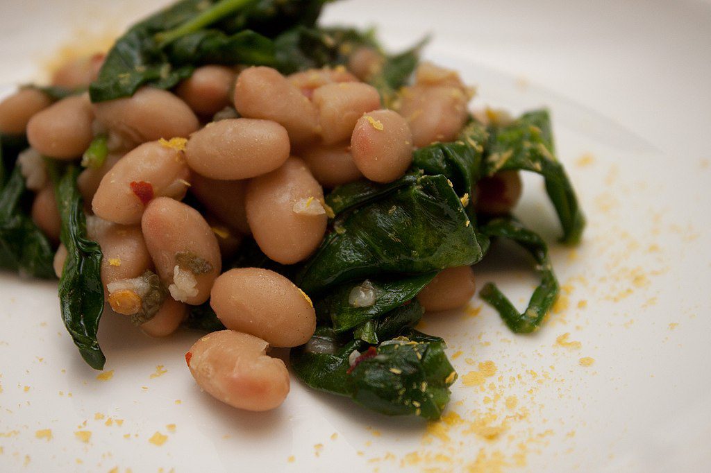 Photo of white beans and spinach