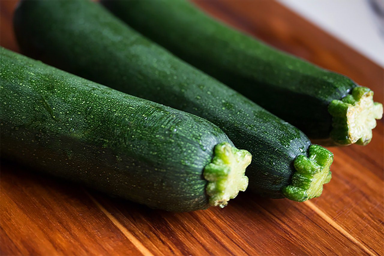 Photo of harvested zucchini from Angele J from Pexels