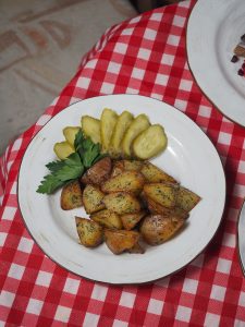 Photo of roasted potatoes from Nadin from Pexels